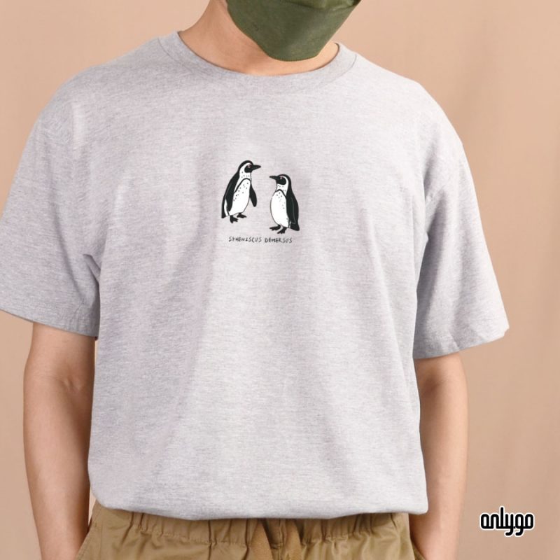 黑腳企鵝瀕危動物 T 恤